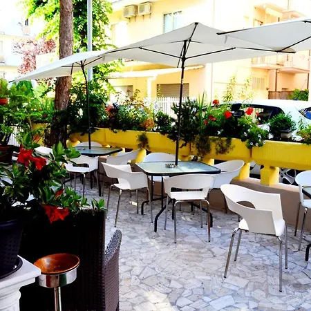 Guest house New Cirene For Two People Half Rimini